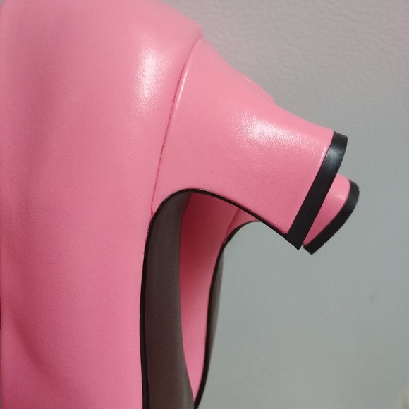 BFA CLASSICS Ladies Pink Pumps - Picture 2 of 6